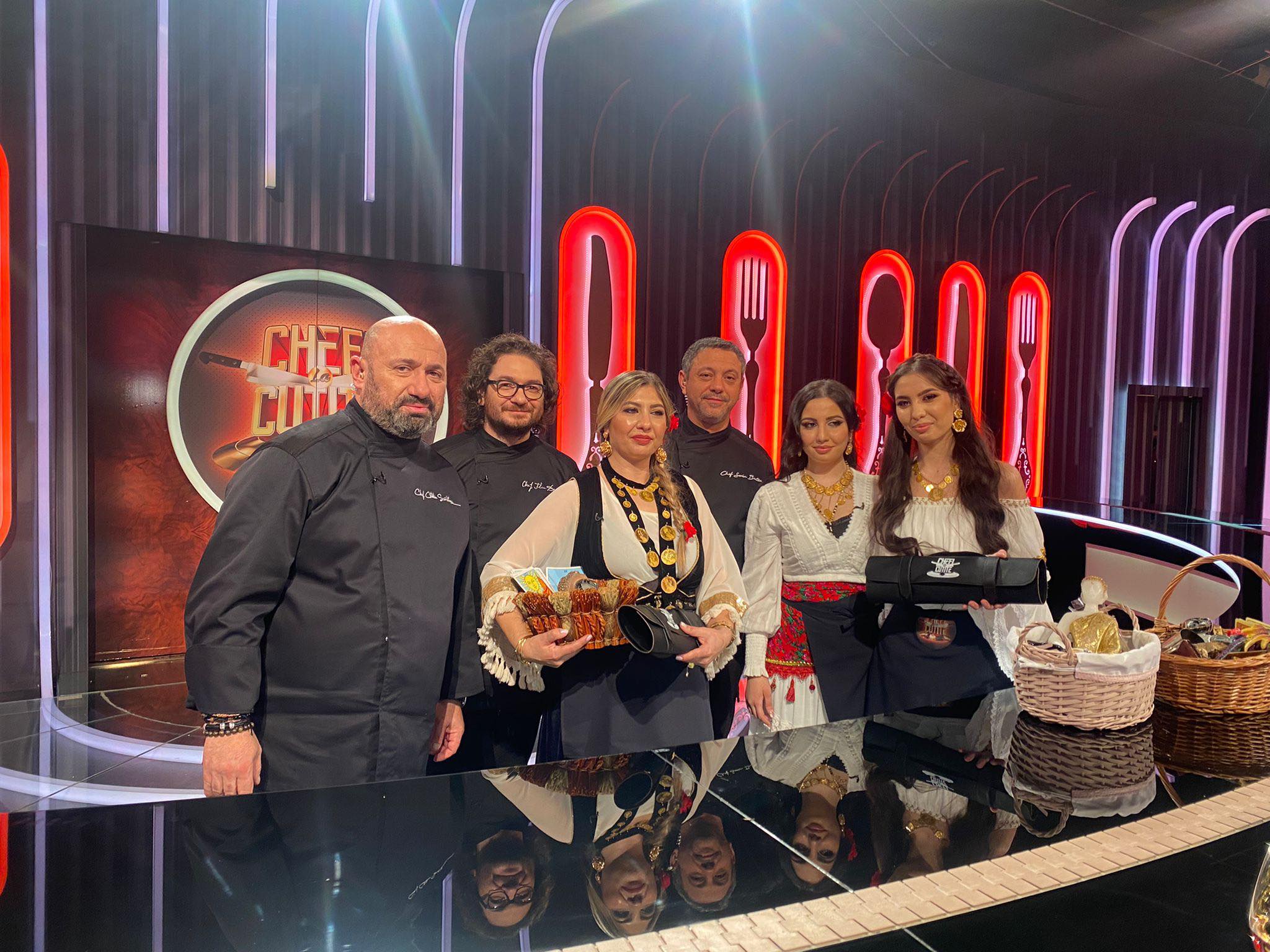 Clarvăzătoarea Sunita și fiicele ei au făcut show la Antena 1 la emisiunea Chefi la cuțite