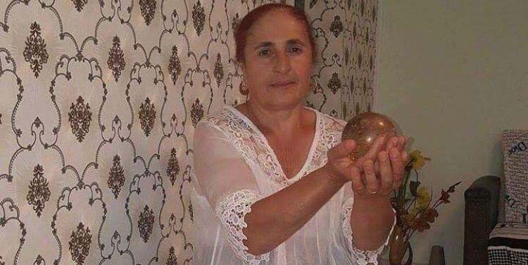 Mulțumiri din țară și din Anglia pentru vrăjitoarea Elena Mulțumiri din țară și din Anglia pentru vrăjitoarea Elena